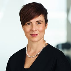 Porträtt Maja Lundbäck
