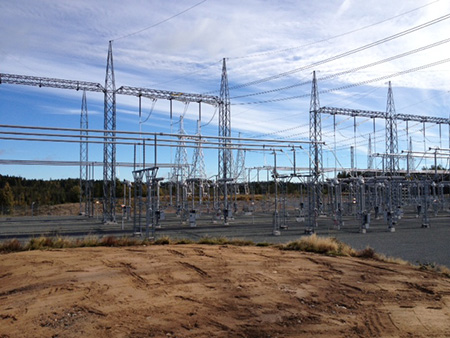 Delar av det nya 400 kV-ställverket i Barkeryd. Foto: Ove Magnusson.